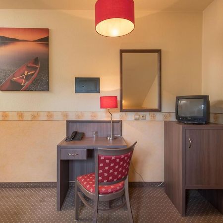 Hotel Ostruvek Prága Kültér fotó